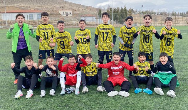 Yabanlıspor, U14’te galibiyetle tanıştı: 2-1