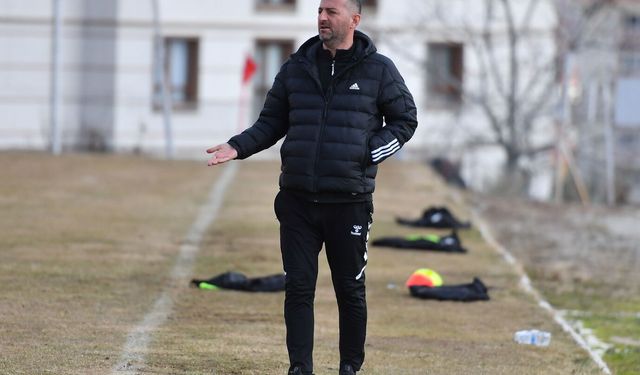 Dohman’dan Derbi Öncesi Net Mesaj: “Play-Off yolunda sahamızdaki maçı mutlaka kazanmalıyız”