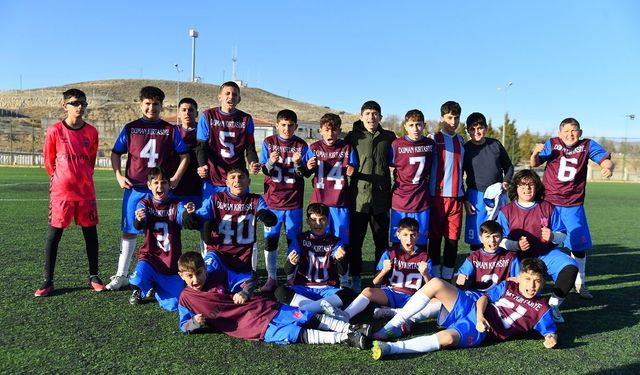 U14 Gençler Ligi’nde final haftası… Yetişen Yıldızlar kupayı havaya kaldıracak
