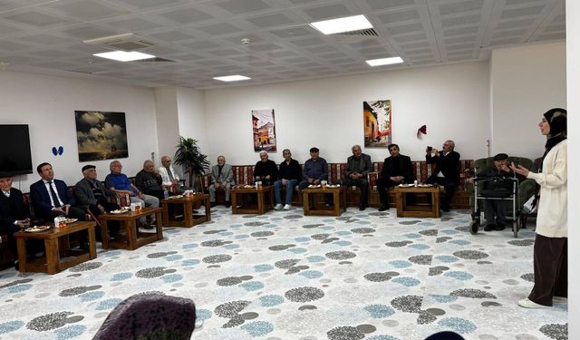 Anlamlı Kutlama: Huzurevinde Duygu Dolu Sergi