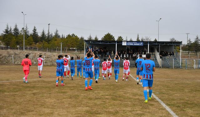 Bağbaşı’nda dostluk kazandı