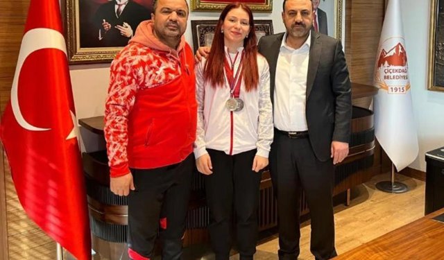 Başkan Hakanoğlu: “Spora yapılan yatırım geleceğe yapılan yatırımdır”