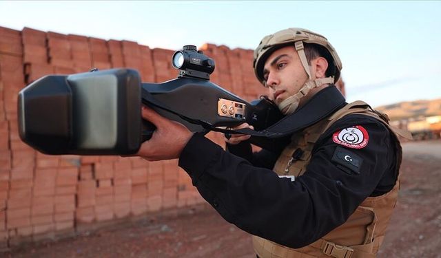 Görmeden Etkisiz Hale Getiren Sistem: Taşınabilir Dronsavar