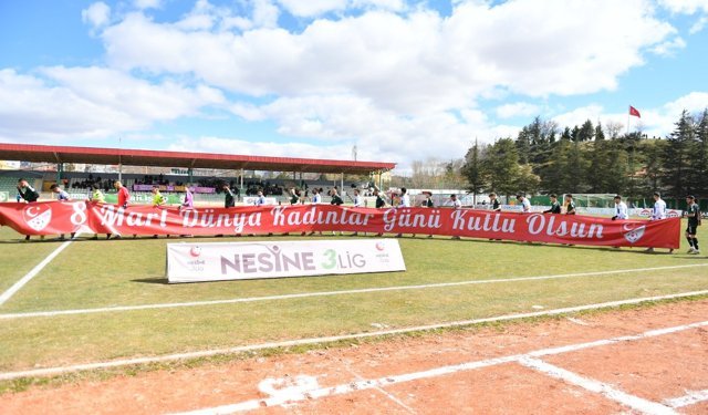 KIRŞEHİRSPOR VE MAZIDAĞI FOSFATSPOR’DAN ANLAMLI MESAJ