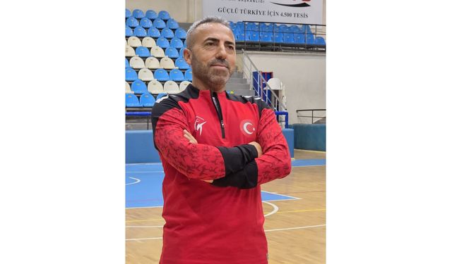 Mesut Hoca’ya milli görev