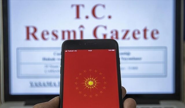 Resmî Gazete’de Yayımlandı: Bakanlıklar ve Üniversitelerde Yeni Atamalar…