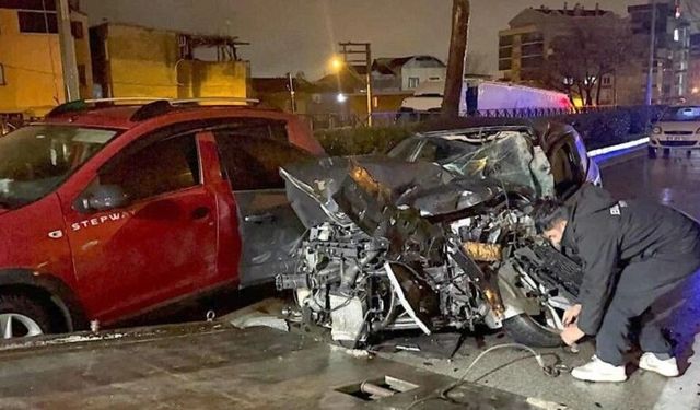 Sanayi Caddesi’nde Zincirleme Kaza: 3 Yaralı