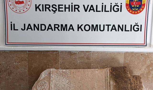 Kırşehir’de Bahçeden Tarih Çıktı: Mezar Taşı Ele Geçirildi