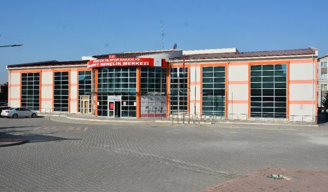 KIRŞEHİR MERKEZDE 1 ADET 765 SEYİRCİ KAPASİTELİ SPOR SALONU YAPIM İŞİ İLANI
