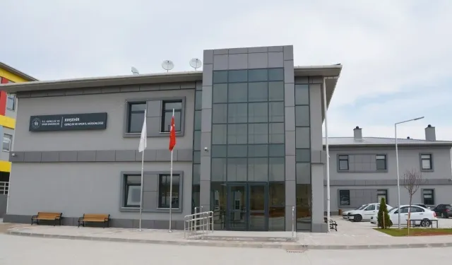 AHİ EVRAN YURT MÜDÜRLÜĞÜ BETON YOLUN BAKIM ONARIM İŞİ İLANI