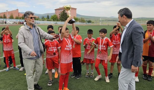 Şampiyon Rıza Dikmen ilkokulu
