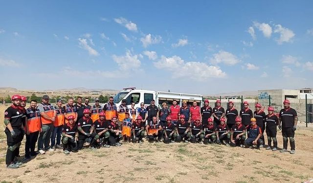 GSİM Arama Kurtarma Ekibine Akreditasyon Eğitimi Başladı
