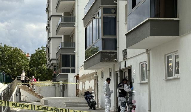 Evdeki Şüpheli Madde Alarm Verdi! Karı Koca Ölü Bulundu