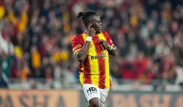 Junior Olaitan Kimdir, Kaç Yaşında? 35 Milyon Euroluk Transfer İddiası Ne?