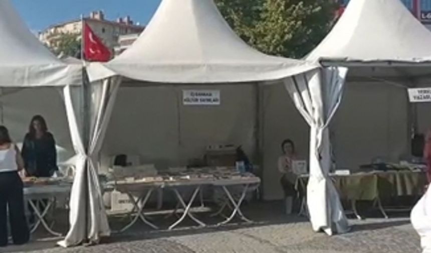 Kırşehir'de Ahi Kitap Fuarı açıldı