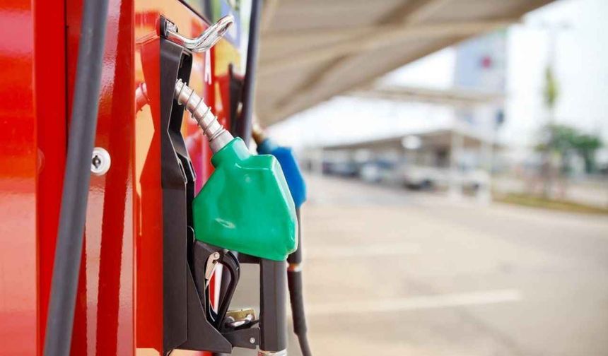 Duyduk duymadık demeyin... Motorine yine zam geliyor