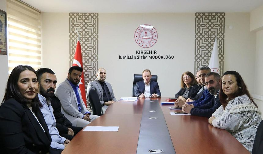Milli Eğitim Müdürü Gülşen, Kırşehir’deki Özel Eğitim Merkezi müdürleriyle buluştu
