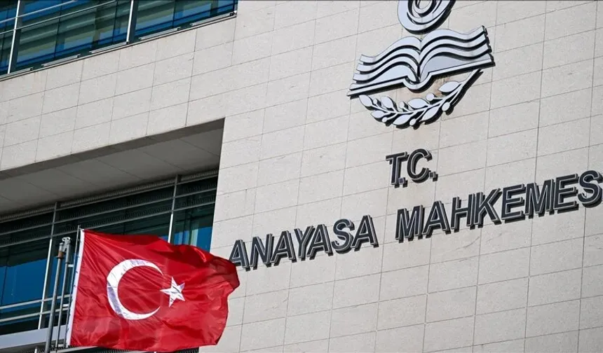 Kırşehir’deki Boşanmış Eşleri de İlgilendiriyor: AYM’den Nafaka Kararı