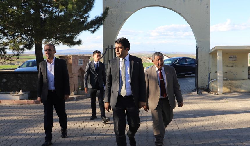 Kaman Belediye Başkanı Demirci,  mezarlıklarda inceleme yaptı…
