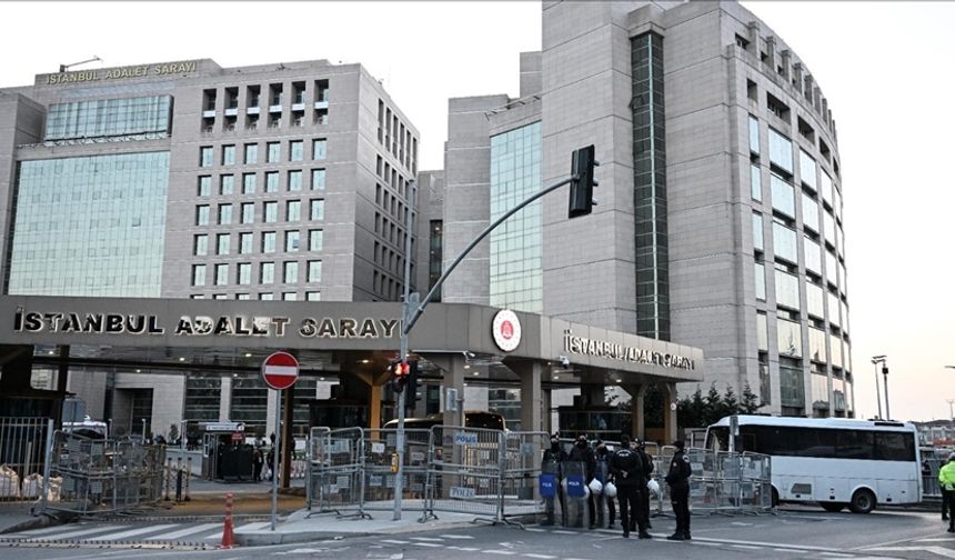 İBB'ye yönelik "yolsuzluk" soruşturması kapsamında 3 şirkete el konuldu
