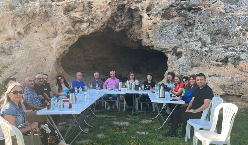 OkuYorum’dan Sezon Finali: “Kan ve Gül” değerlendirildi