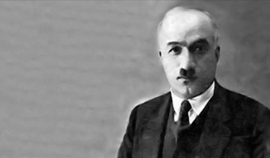 Türk Edebiyatı'nın akşam şaiiri denilince o gelir akla