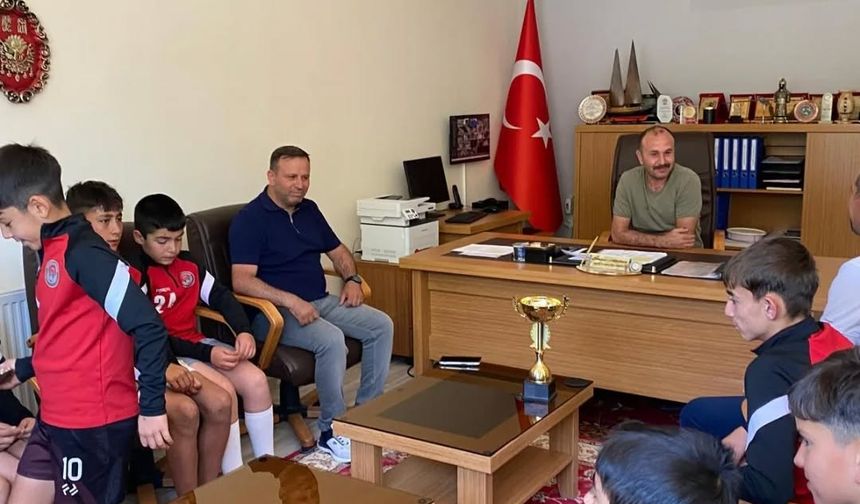 U12 Şampiyonu Mucurgücü’nden Aslan’a ziyaret