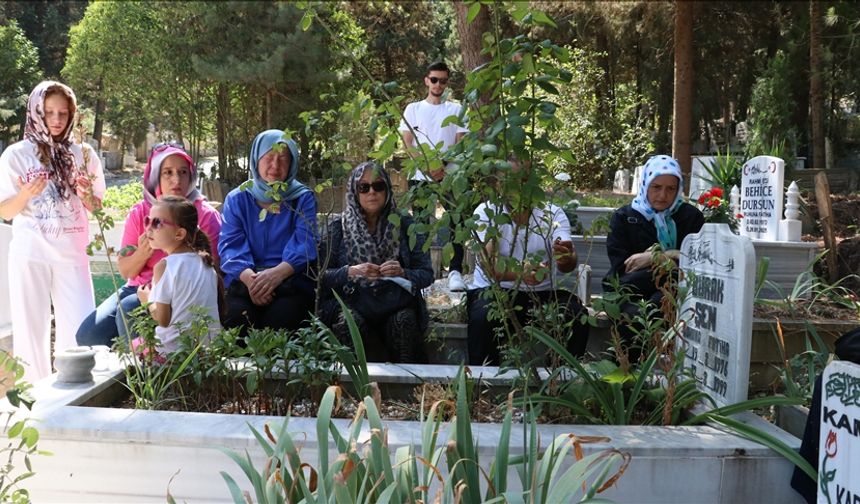 Düğün İçin Geldi, Oğlunu Depremde Kaybetti