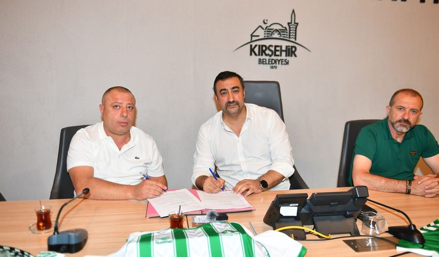 “Kırşehirli olarak, Kırşehirspor’a sahip çıkmak boynumuzun borcu”