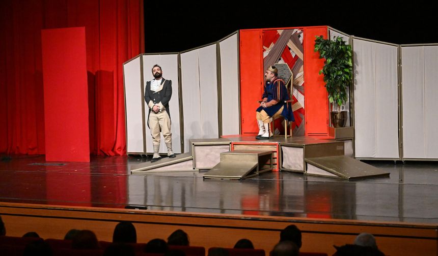 Kırşehir’de 3. Tiyatro Festivali Devam Ediyor