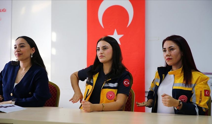 112 personeli işaret dili öğreniyor