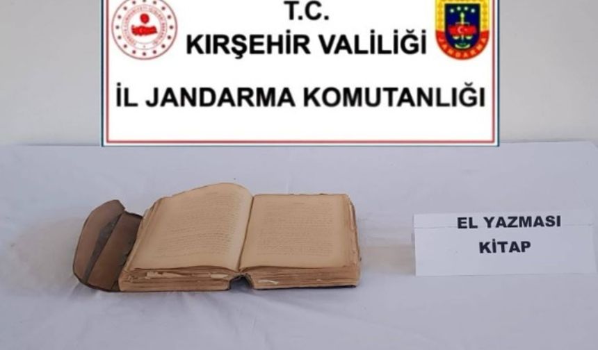 Kırşehir’de Osmanlı Dönemi’ne ait el yazması Kur’an-ı Kerim ele geçirildi