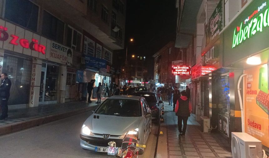 Kırşehir'de bıçaklı kavga: 1 kişi yaralandı