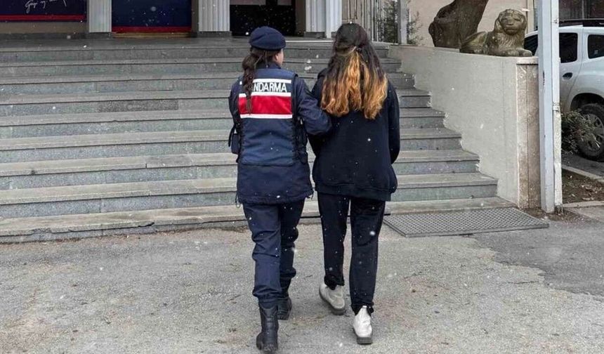 30 yaşında 80 yıl hapis cezası olan firari kadın yakalandı