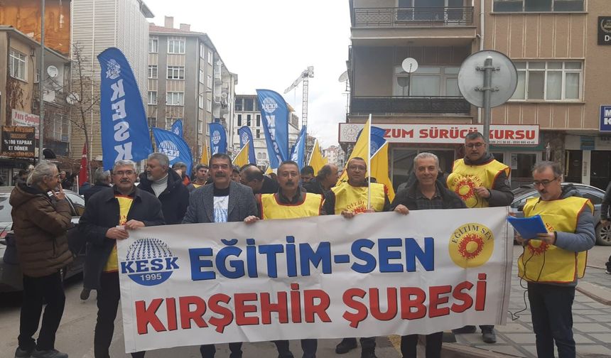 “Geçinemiyoruz!” Kamu Emekçileri Türkiye Genelinde İş Bıraktı