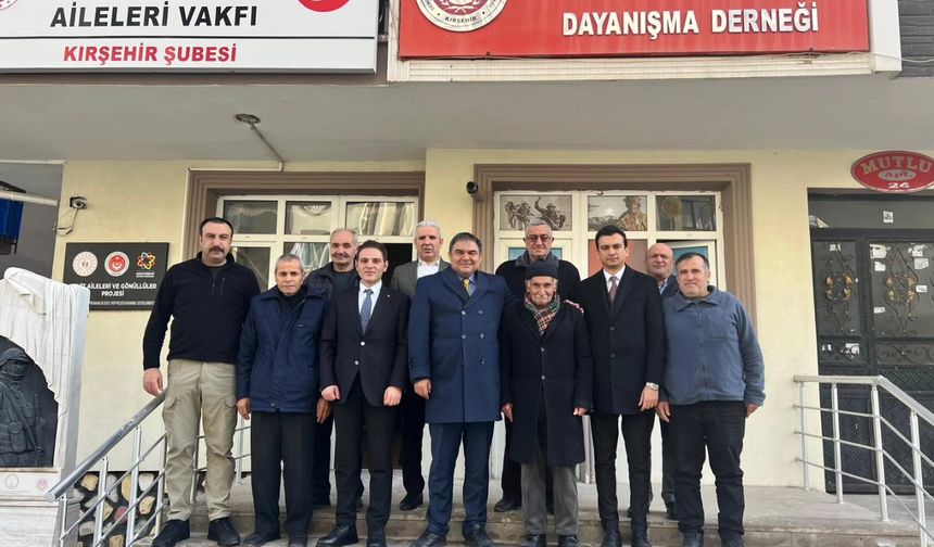 Kırşehir’de devlet heyeti şehit babalarıyla buluştu