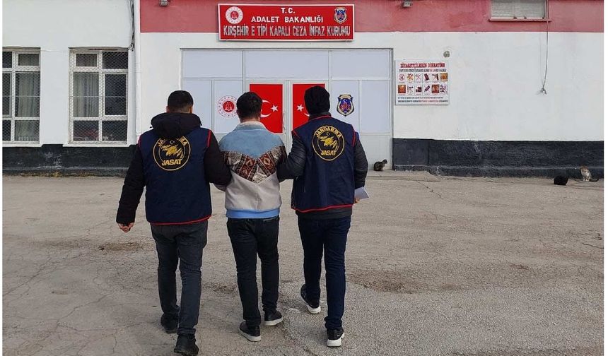 Kırşehir’de JASAT’tan Kaçamadı: Firari Şahıs Yakalandı