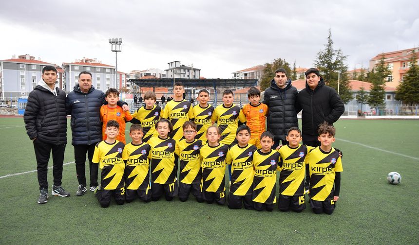 U12 Ligi’nde Zirve 3 Takımın