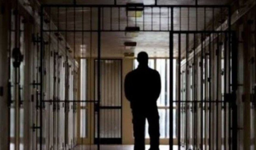 Cezaevine iç çamaşırında uyuşturucu: 19 tutuklama