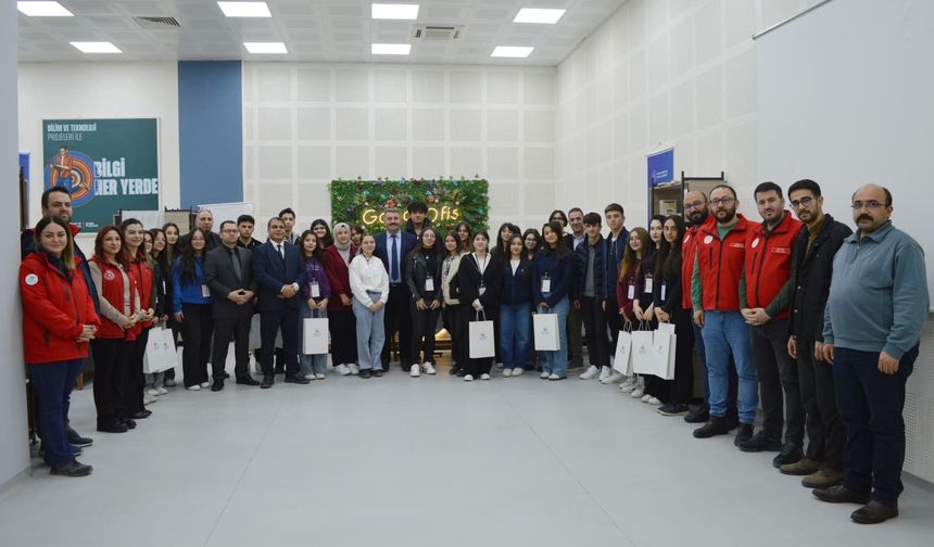 Genç Ofis’te geleceğe yön veren kariyer sohbeti