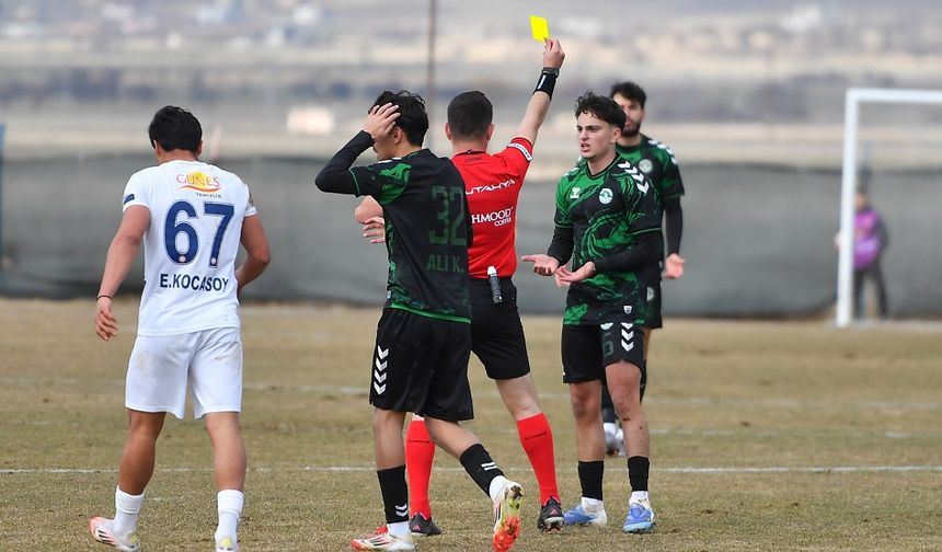 Grubumuzda, kartlar havada uçuştu