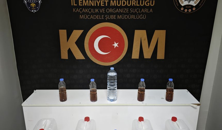 Polis Affetmedi: Otomobilden Sahte İçki Çıktı!