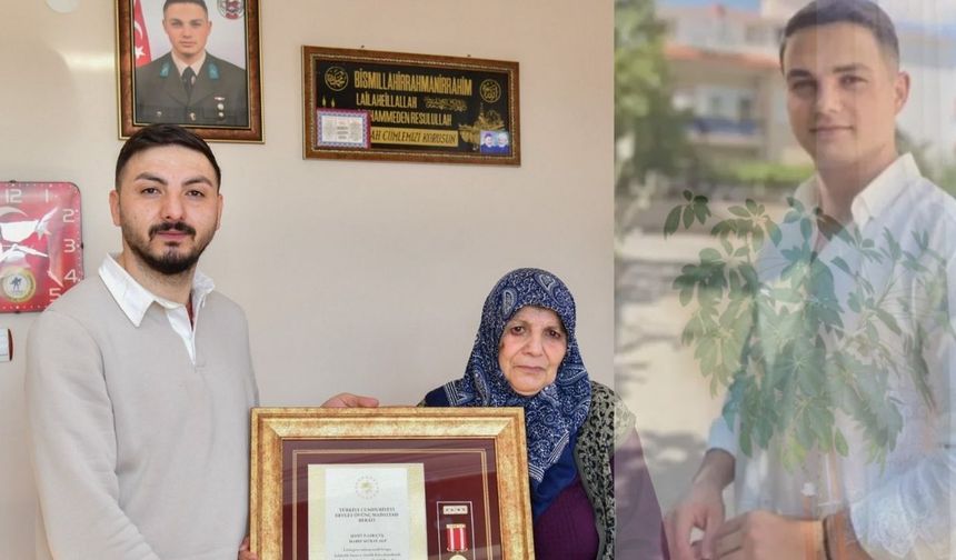 Kırşehirli Şehidin Annesine Devlet Övünç Madalyası