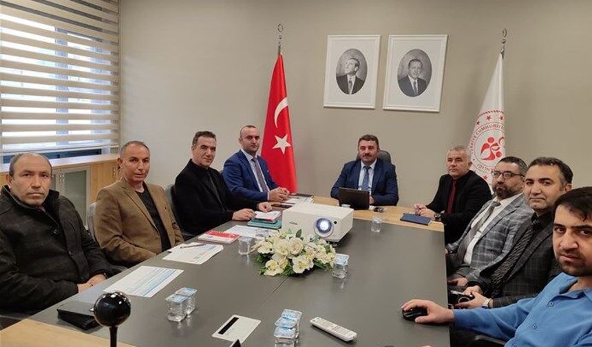 Spor İl Müdürü Çakmakçı, bakanlık toplantısına katıldı