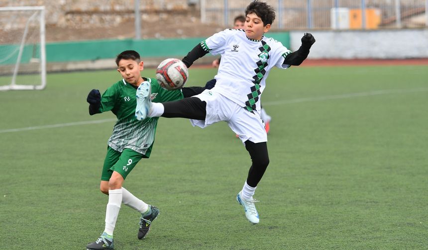 U12 Ligi’nde Cumartesi 3, Pazar 2 maç var!