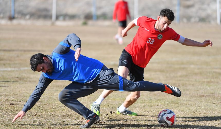 Kırşehirspor, Yetişen Yıldızlar İle Hazırlık Maçı Yaptı