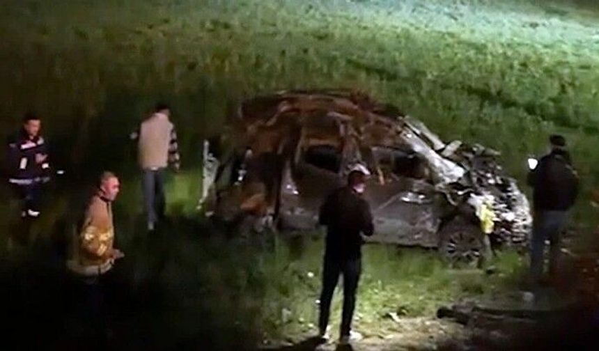 Otomobil şarampole devrildi: 1 kişi öldü, 6 kişi yaralandı