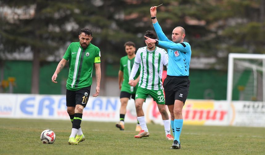 Grubumuzda 42 sarı, 4 kırmızı kart çıktı