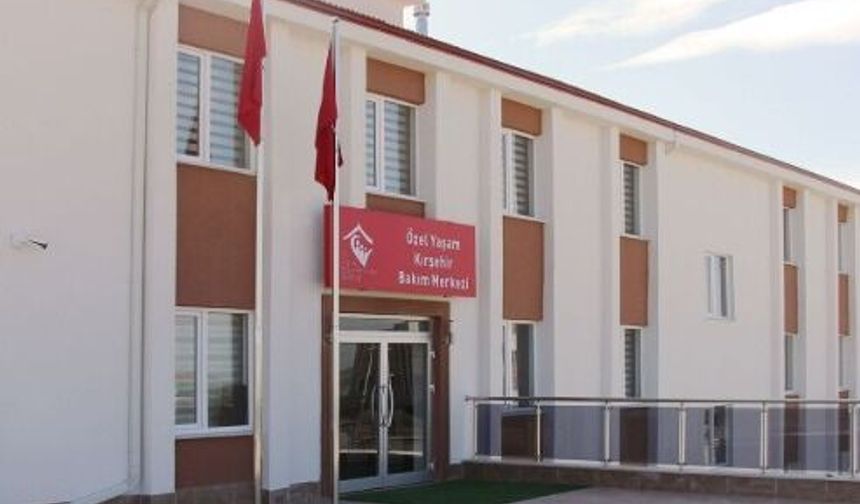 Kırşehir’de Bayramda Duygusal Tablo: Aynı Çatı Altında Sevinç ve Yalnızlık Bir Arada