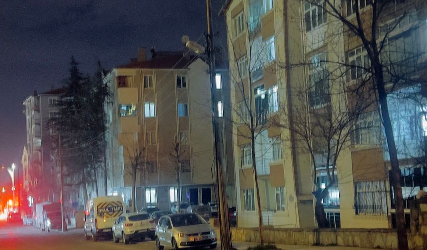 Kırşehir Karanlığa Gömüldü! Mahalle Sakinleri Tepkili